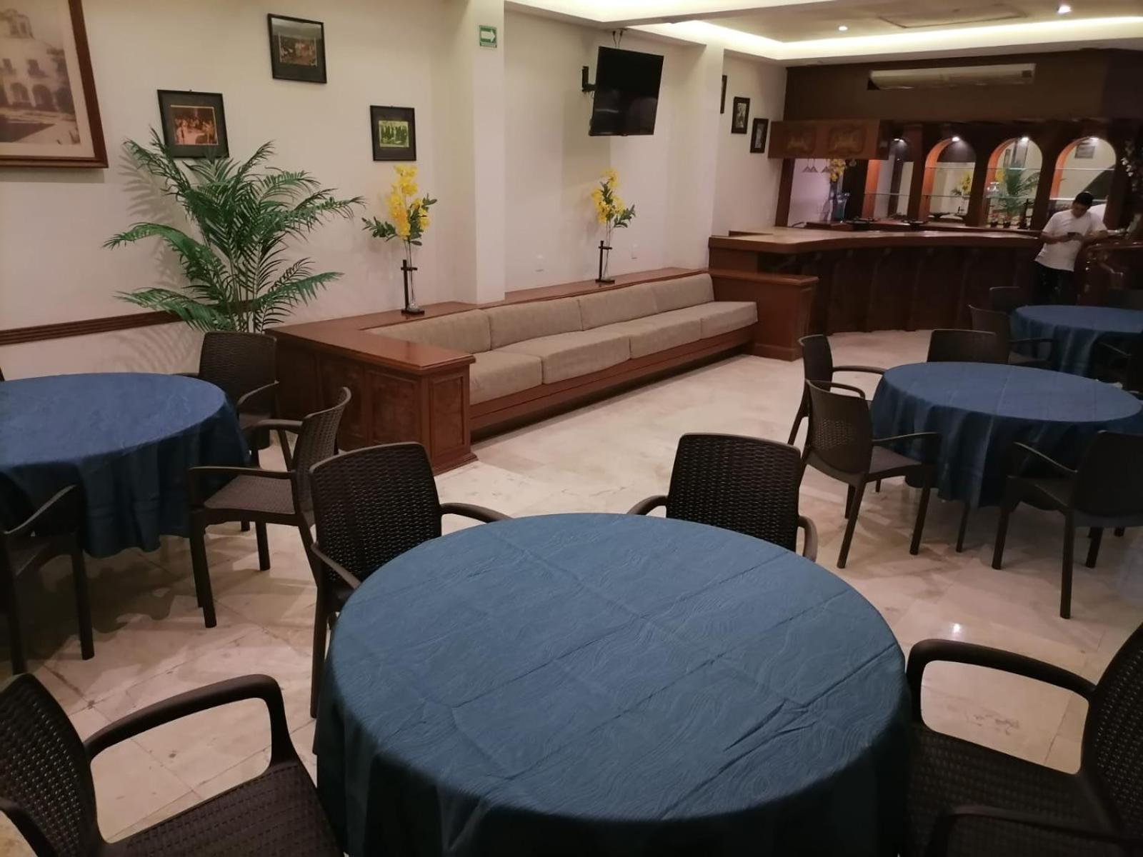 Imperial 4*